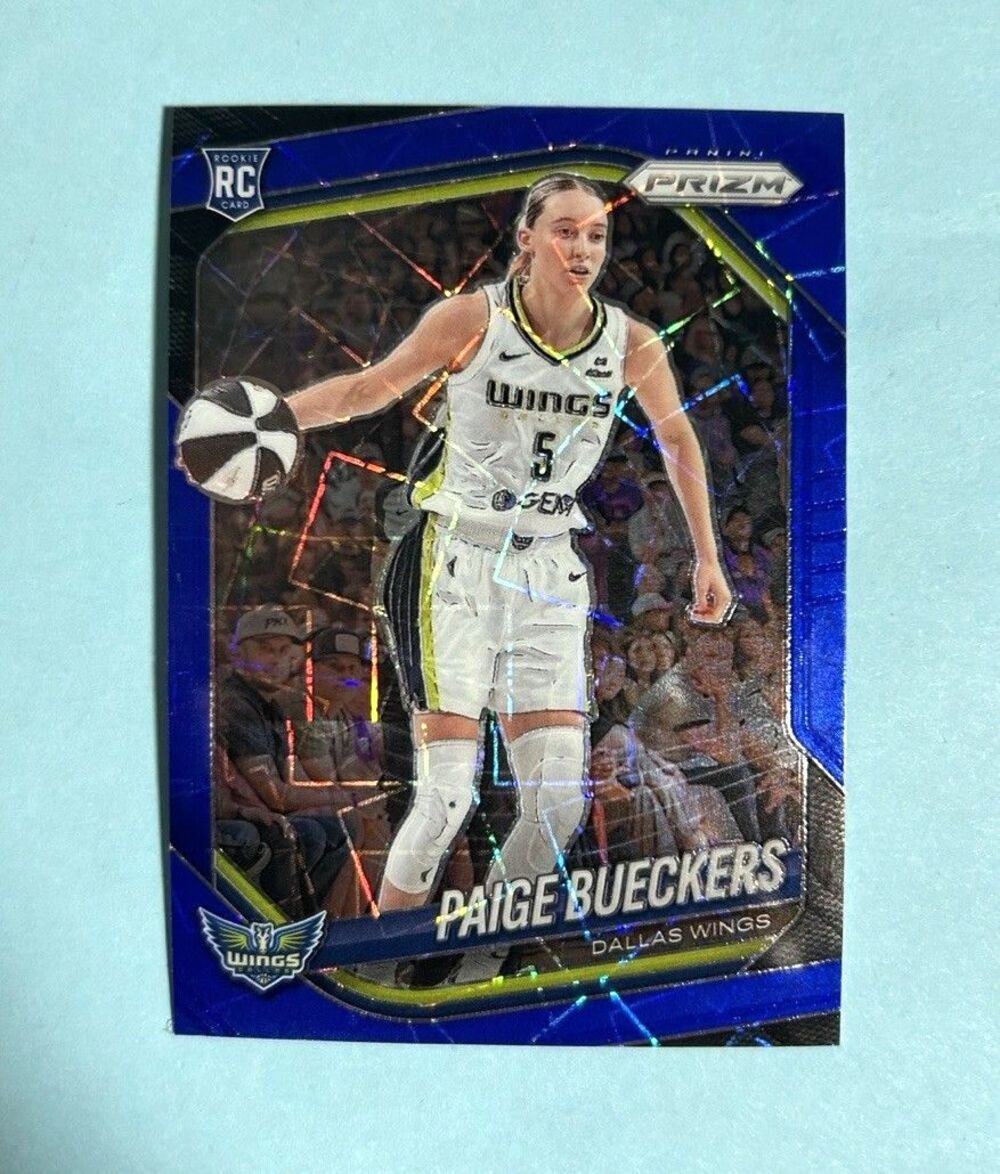 Paige Bueckers RC 2025 Panini Prizm WNBA #5 Blue Velocity Rookie Card- Wings RC